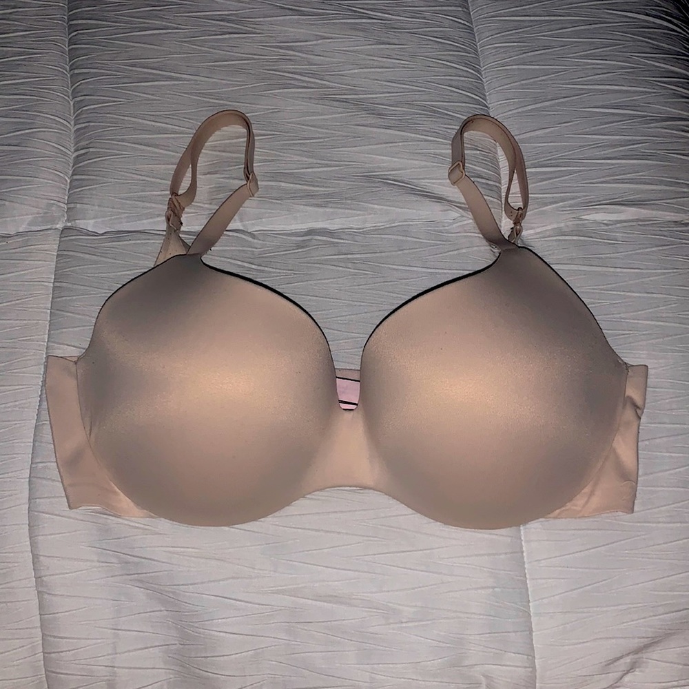 Lined Demi/demi double champagne bra.